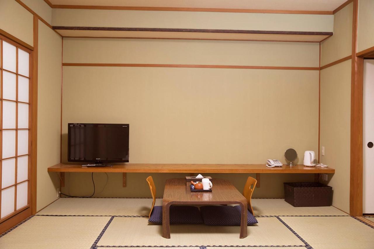 Hotel Fuji Hokin Kaikan Yamanakako Zewnętrze zdjęcie