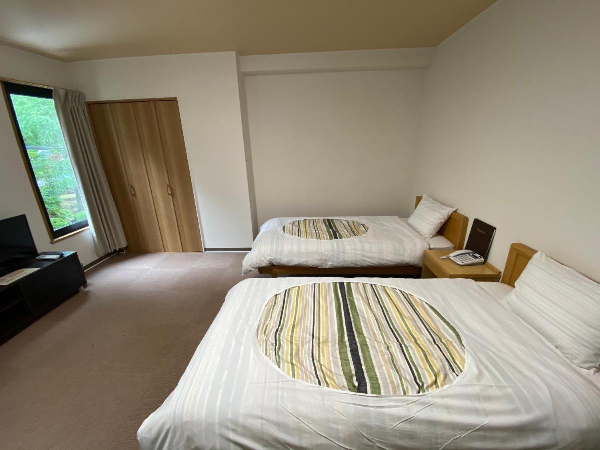 Hotel Fuji Hokin Kaikan Yamanakako Zewnętrze zdjęcie